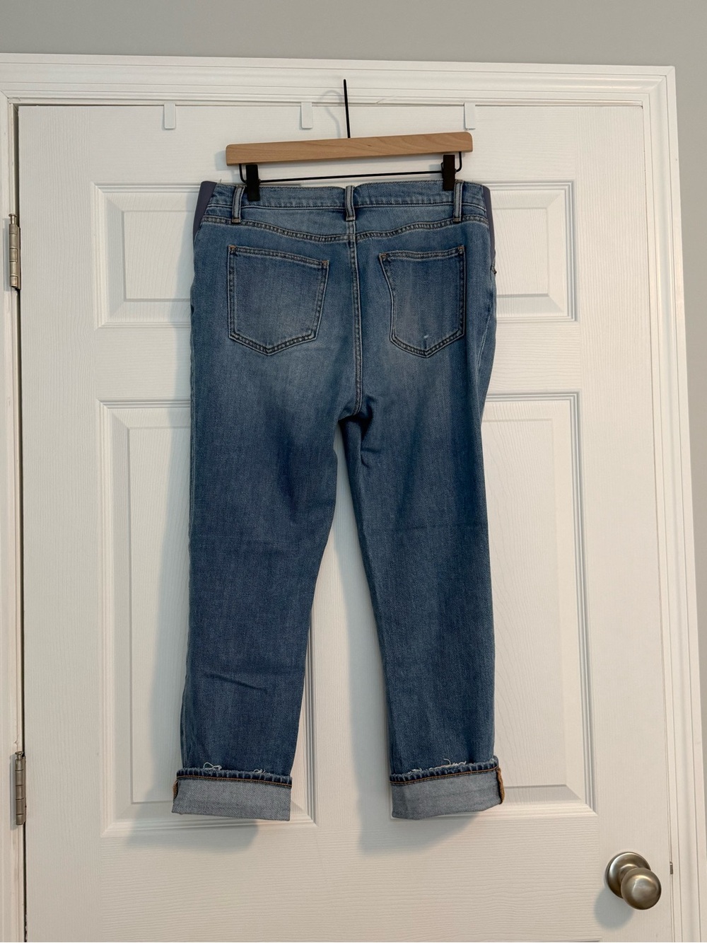 Hatch Distressed Maternity Boyfriend Jean - size 28 - Picture 7 of 8
